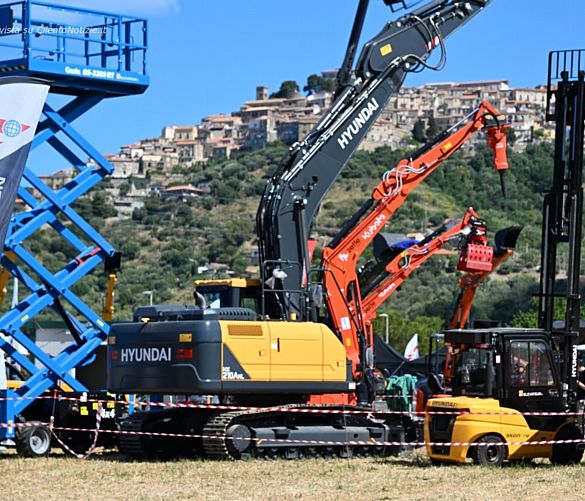 03062025 movimento terra fiera castellabate