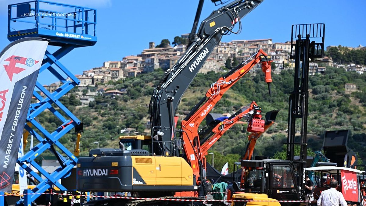 03062025 movimento terra fiera castellabate 03062025 movimento terra fiera castellabate