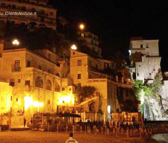 03072016 cetara di notte