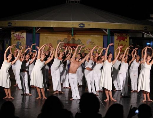 03082015 danza mare mito
