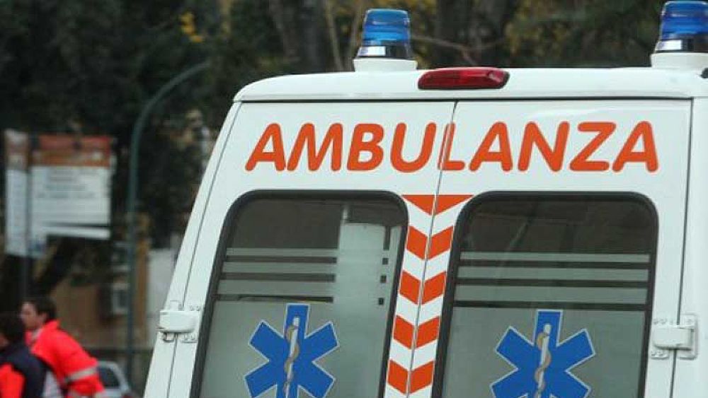 03082016 ambulanza chiusa 03082016 ambulanza chiusa