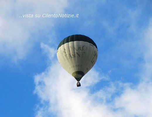 Marisa-Russo foto - 03102013 paestum baloons