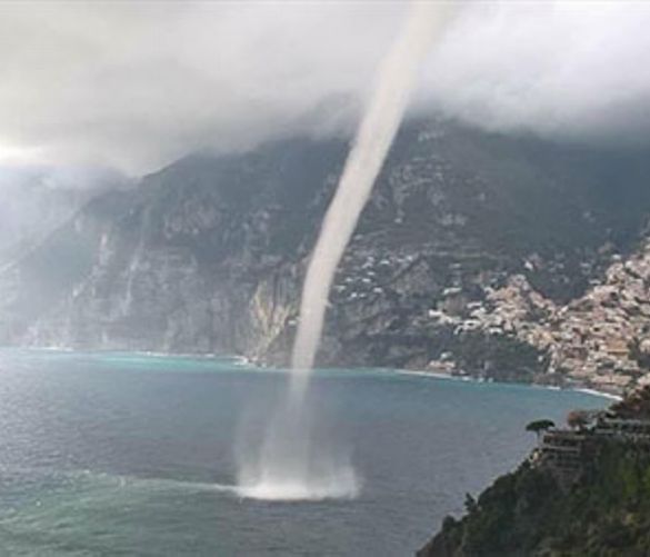 03112016 tromba marina costa d amalfi
