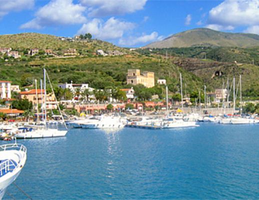 03122013 porto a marina di camerota