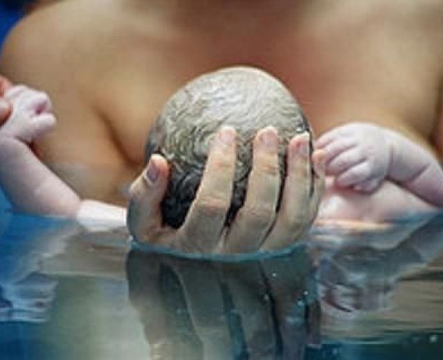 03122014 parto in acqua avvenuto