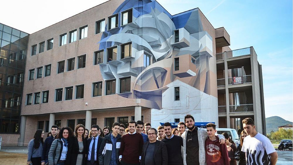 03122017 Foto con il dirigente murales