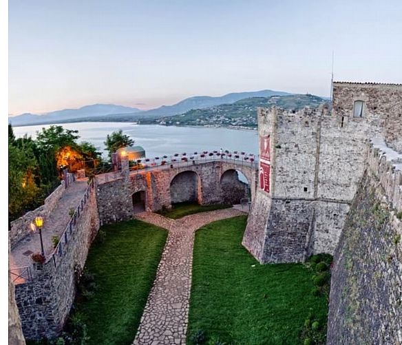 04022020 castello Angioino Aragonese