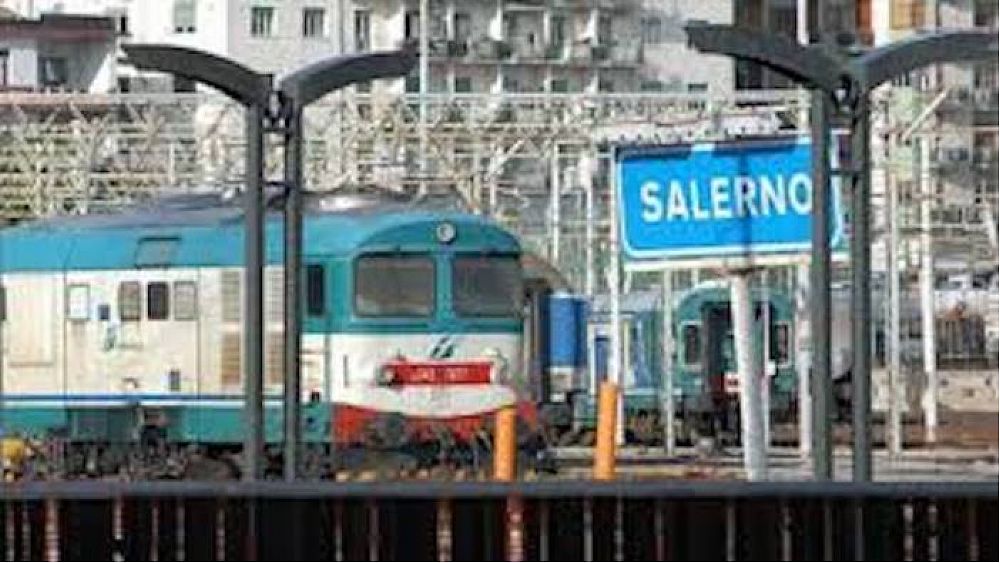 04022022 treni salerno napoli