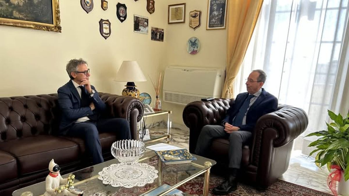 04032025 ettore poti incontra il prefetto di salerno 04032025 ettore poti incontra il prefetto di salerno