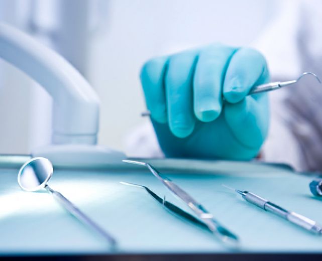 04042014 odontoiatra dentista