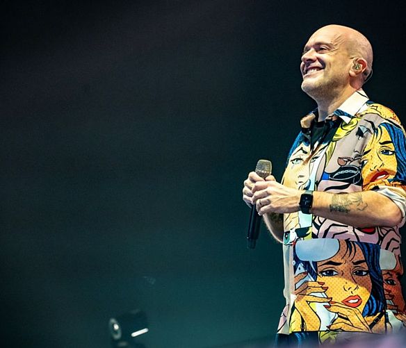 04042023 max pezzali in tour