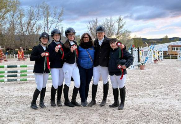 foto gruppo cuore cavallo