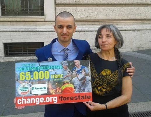 04062015 salviamo la forestale
