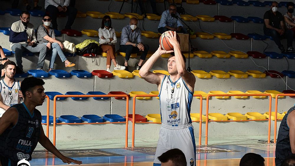 04062021 pekic in azione