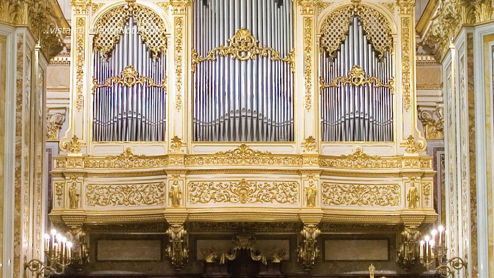 04072016 organo a cava