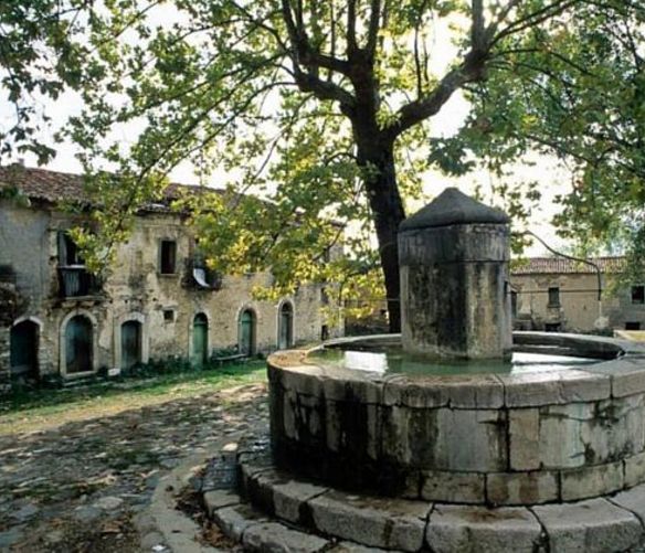 04082017 roscigno vecchia