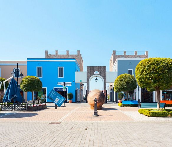 04082023 foto cilento outlet2
