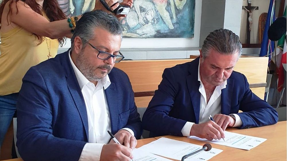 04092019 foto firma protocollo