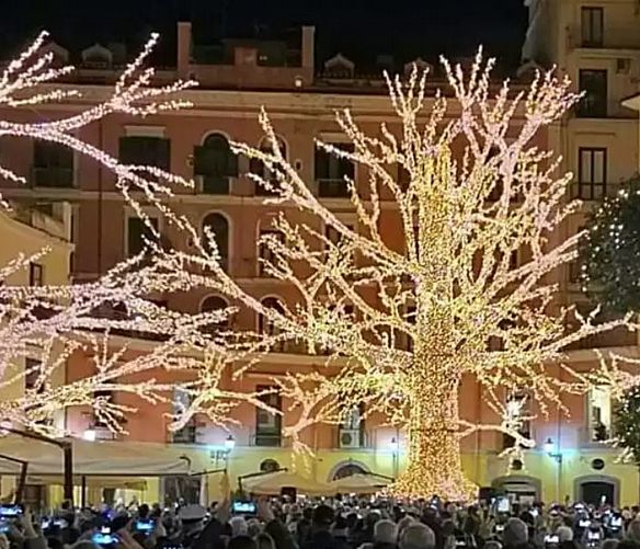 04092023 luci d artista salerno 2022