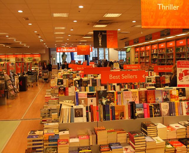 04102013 libri feltrinelli