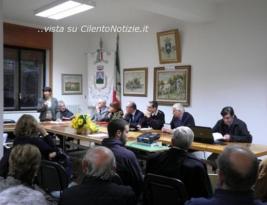 Nicola-Salati foto - 04112012 un libro al mese gioi