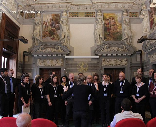 04112015 coro a salerno