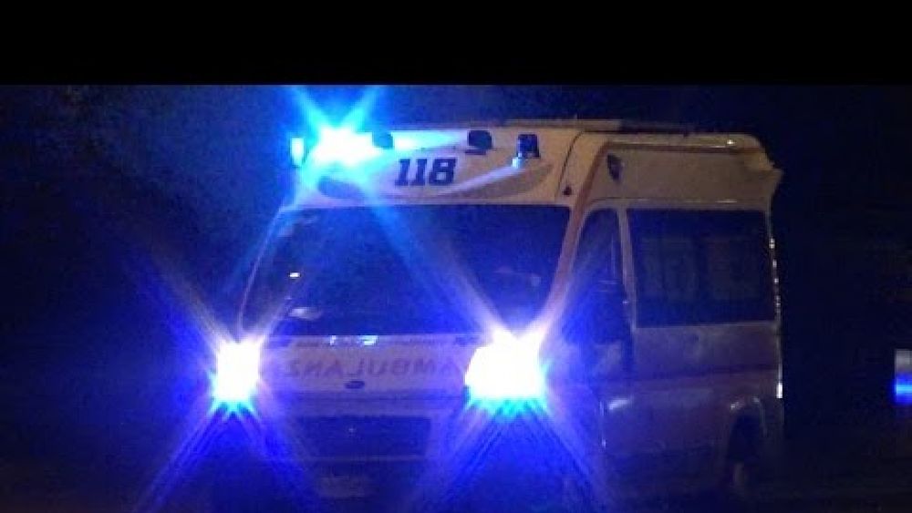 04112017 ambulanza notte