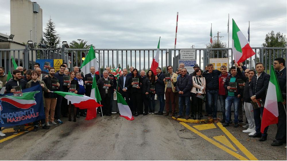 04112018 FOTO04112018