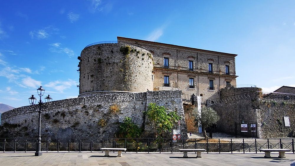 04112019 CASTELLO MACCHIAROLI TEGGIANO ANTIQUARIA
