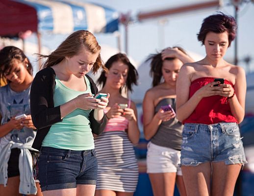 05022016 smartphone mentre cammini