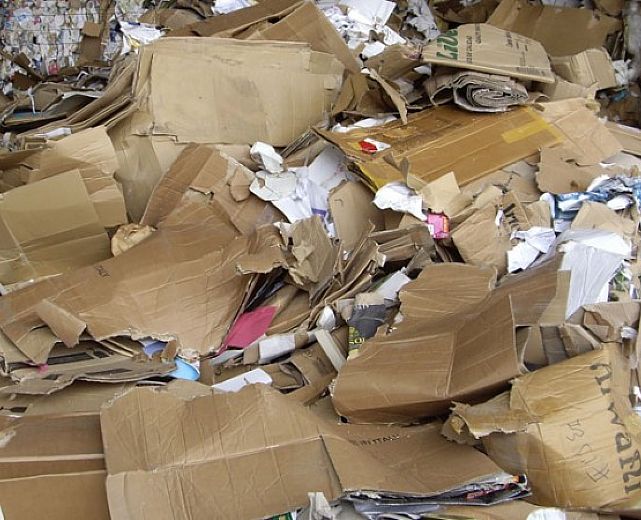 05032014 raccolta carta e cartone