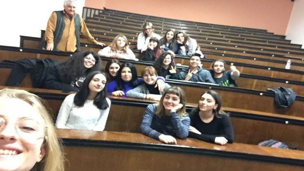 05032020 giovani liceo menna