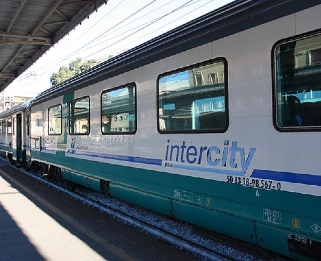 05042014 treno intercity