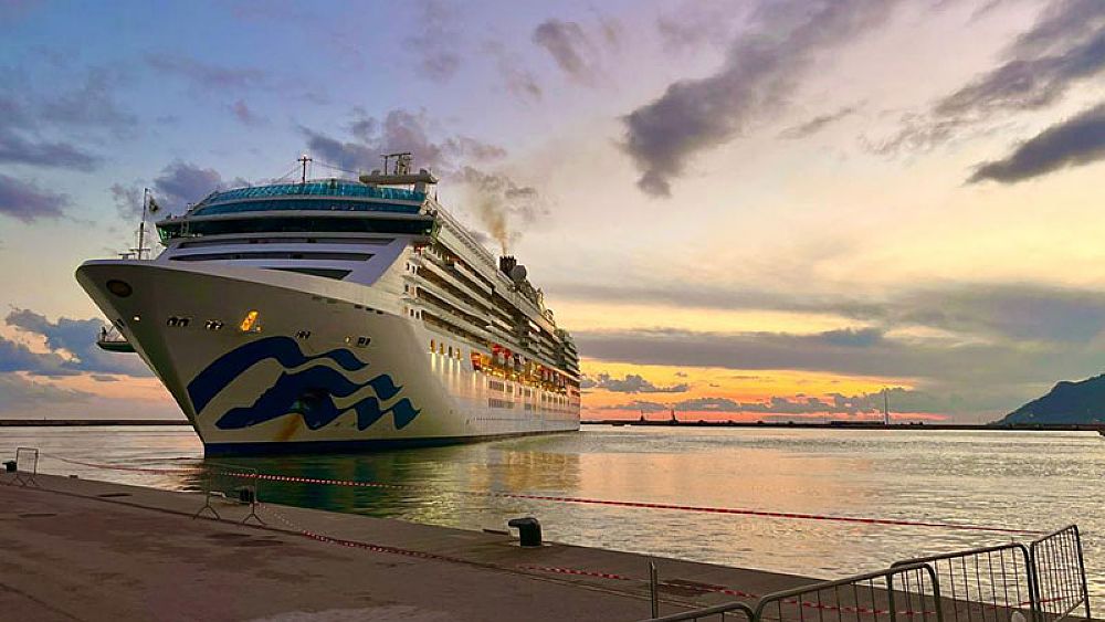 05042023 nave da crociera
