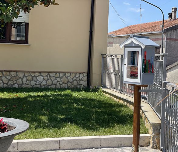 05062024 casetta libri morigerati