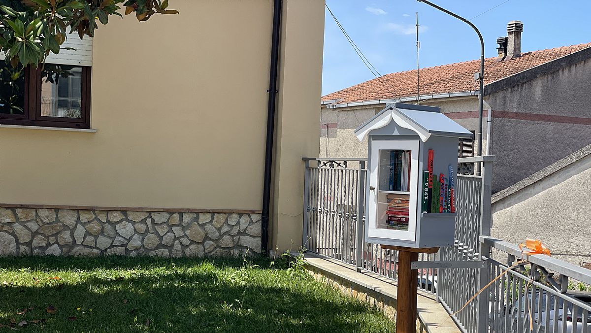 05062024 casetta libri morigerati