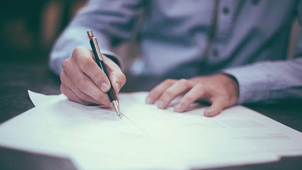 05122019 firma a penna