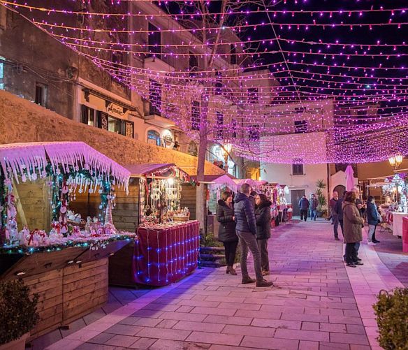 05122024 natale a castellabate mercatini