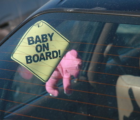 06012017 bambini in auto