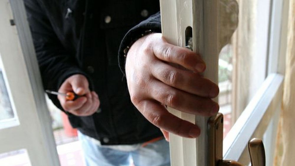 06022017 ladri in casa