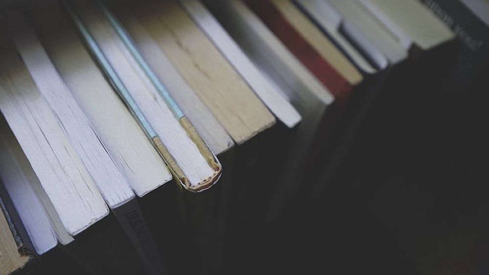 06042023 libri biblioteca 06042023 libri biblioteca