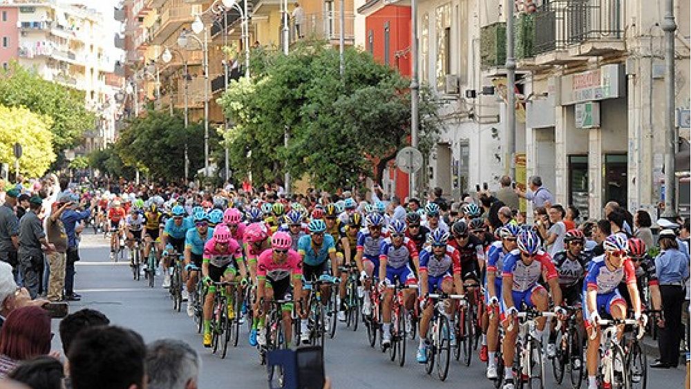06052023 giro d italia salerno