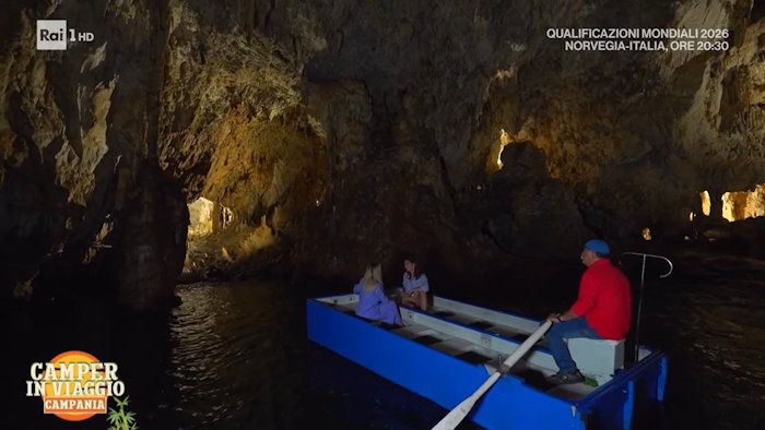 camper in viaggio ad amalfi