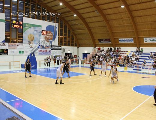 06072013 Agropoli sciolta la fusione tra le due societa di basket
