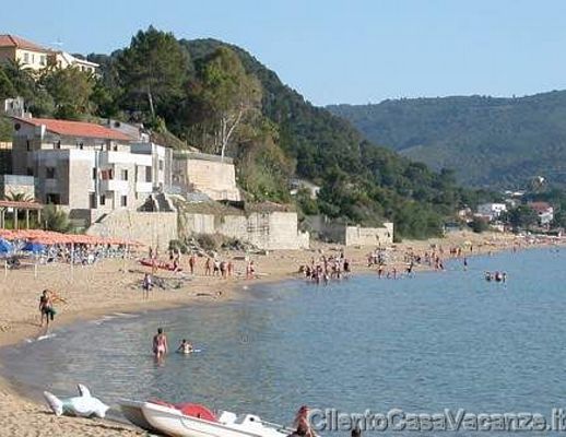 06072013 spiaggia castellaabte