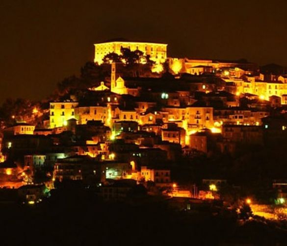 06072016 castellabate di notte