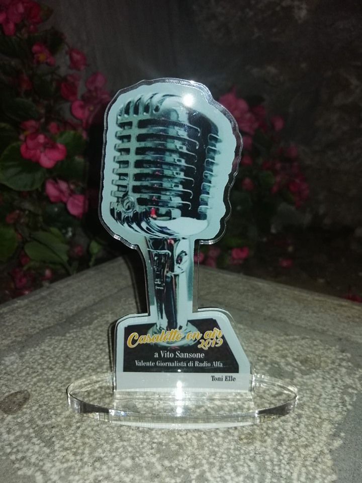 microfono oscar radio