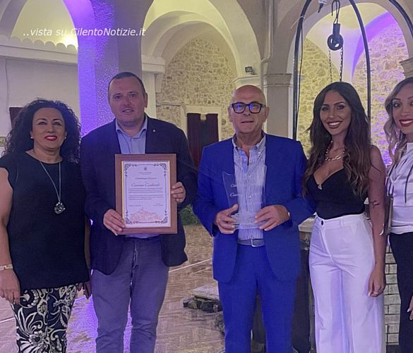 06082023 il sindaco manuel borrelli carmine cardinale e la famiglia