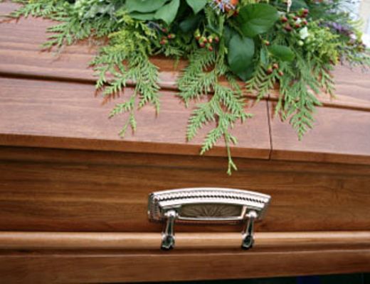 06112014 funerale bara