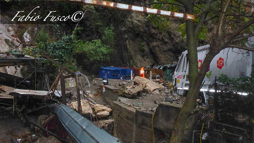 06112017 fango positano